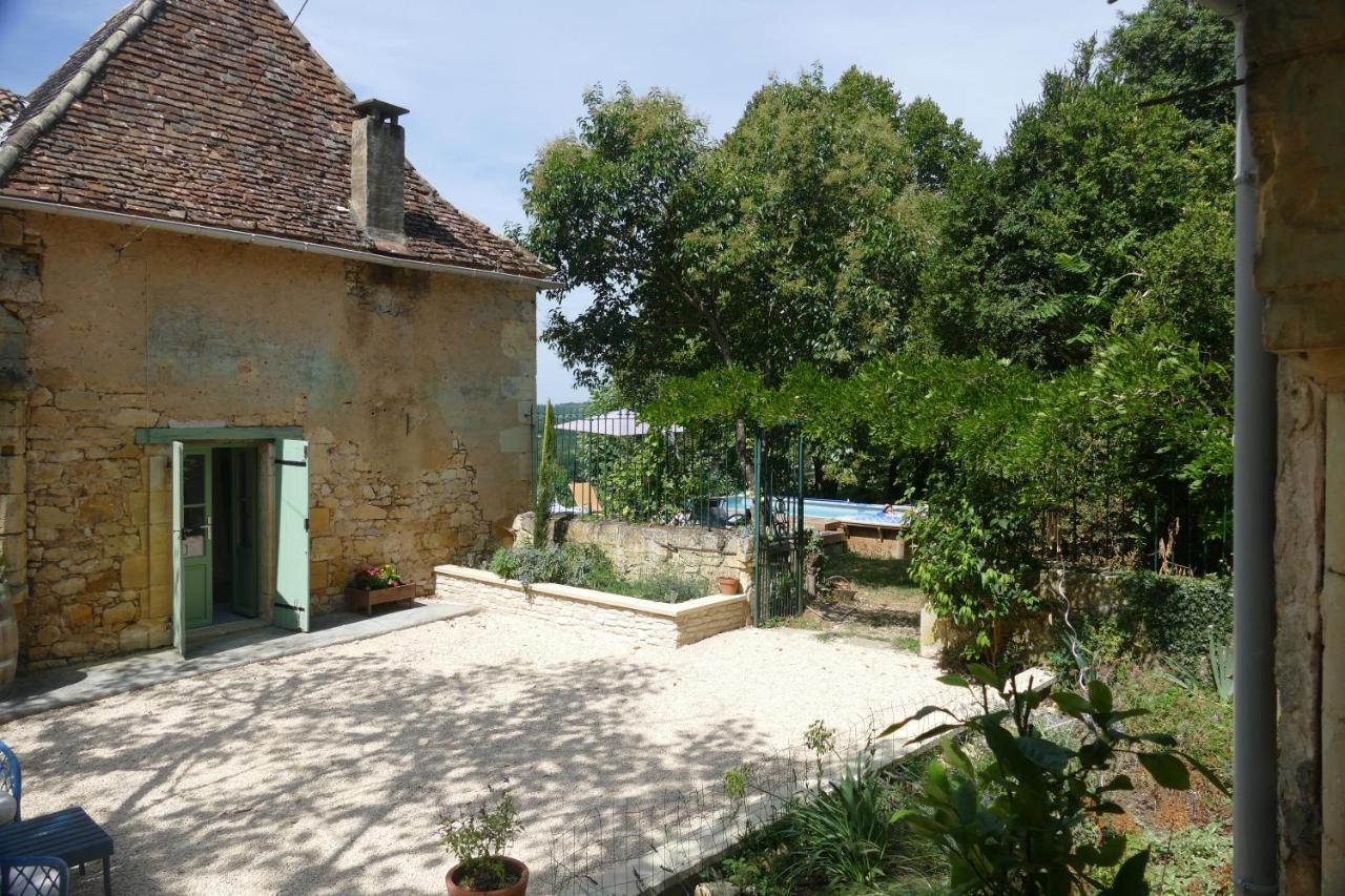 1 Rue Pasquet - 2 Double Rooms In The Main House Beaumont-en-Perigord Экстерьер фото